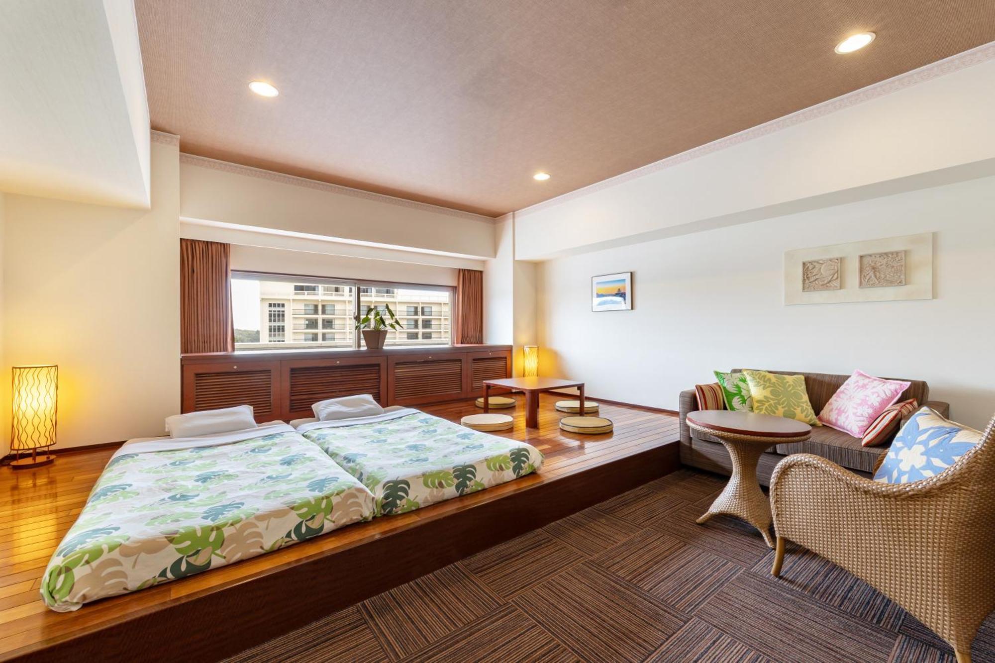 Spa Resort Hawaiians Monolith Tower Иваки Екстериор снимка