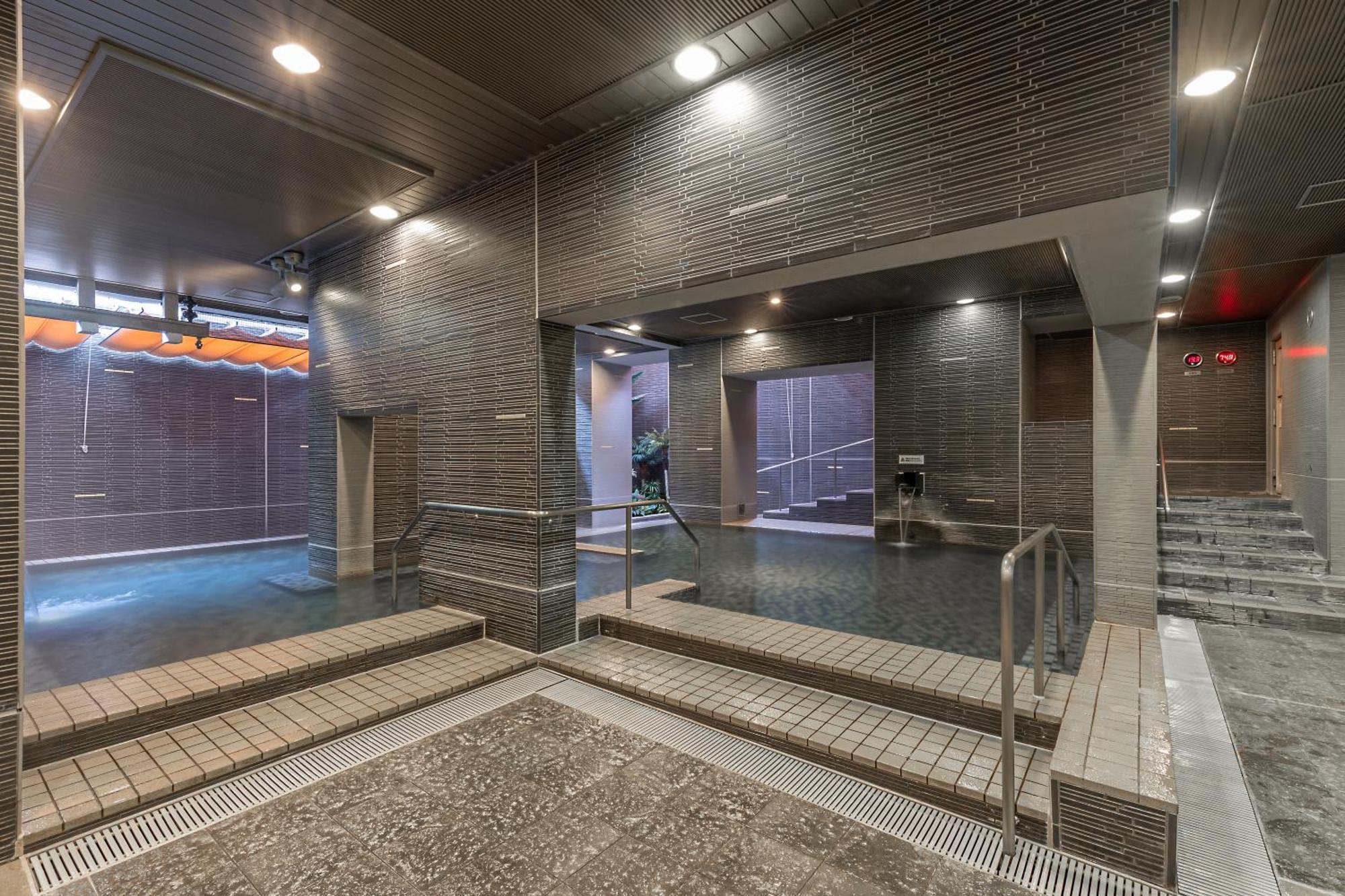 Spa Resort Hawaiians Monolith Tower Иваки Екстериор снимка