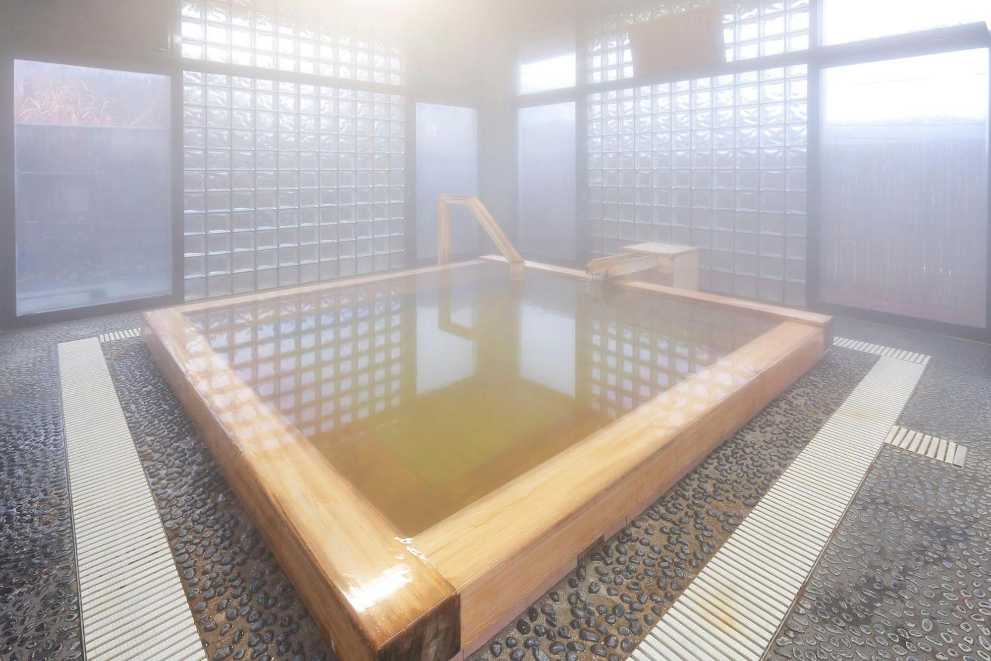 Spa Resort Hawaiians Monolith Tower Иваки Екстериор снимка